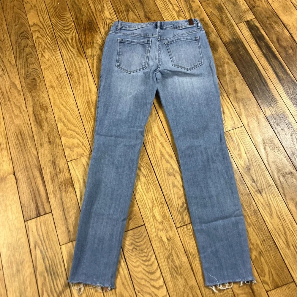 Simply Vera Vera‎ Wang Denim Jeans Women's Size 0 Distressed Frayed Hem Skinny